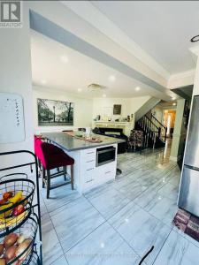 6335 PLOWMANS HEATH DRIVE, Mississauga (meadowvale), Ontario L5N 3W1, Canada