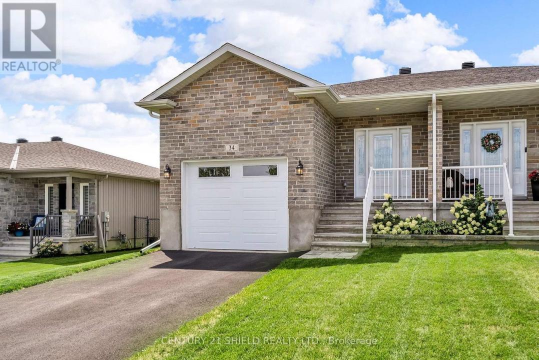 34 FORRESTER WAY, South Stormont, Ontario K0C 1P0, Canadá