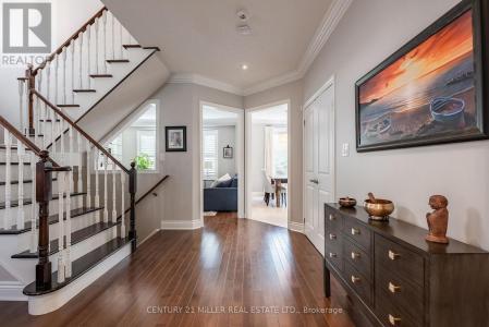 2124 BLACKFOREST CRESCENT, Oakville (wm Westmount), Ontario L6M 4T6, Canada