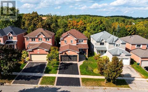174 LISA MARIE DRIVE, Orangeville, Ontario L9W 4P7, Canadá
