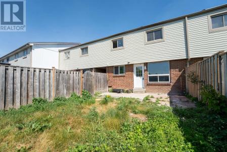 120 NONQUON ROAD, Oshawa (centennial), オンタリオ L1G 7E6, カナダ