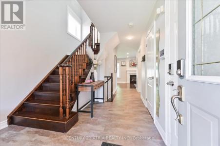 85 BURNABY DRIVE, Georgina (keswick North), Ontario L4P 3Y8, Canadá