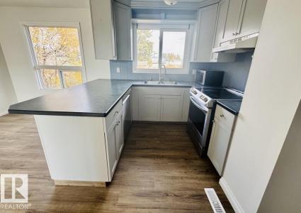 5114 52 AVENUE, St. Paul Town, Alberta T0A 3A1, Canada