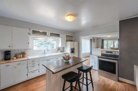 6487 BADGER STREET, Oliver, Kolumbia Brytyjska V0H 1T3, Kanada