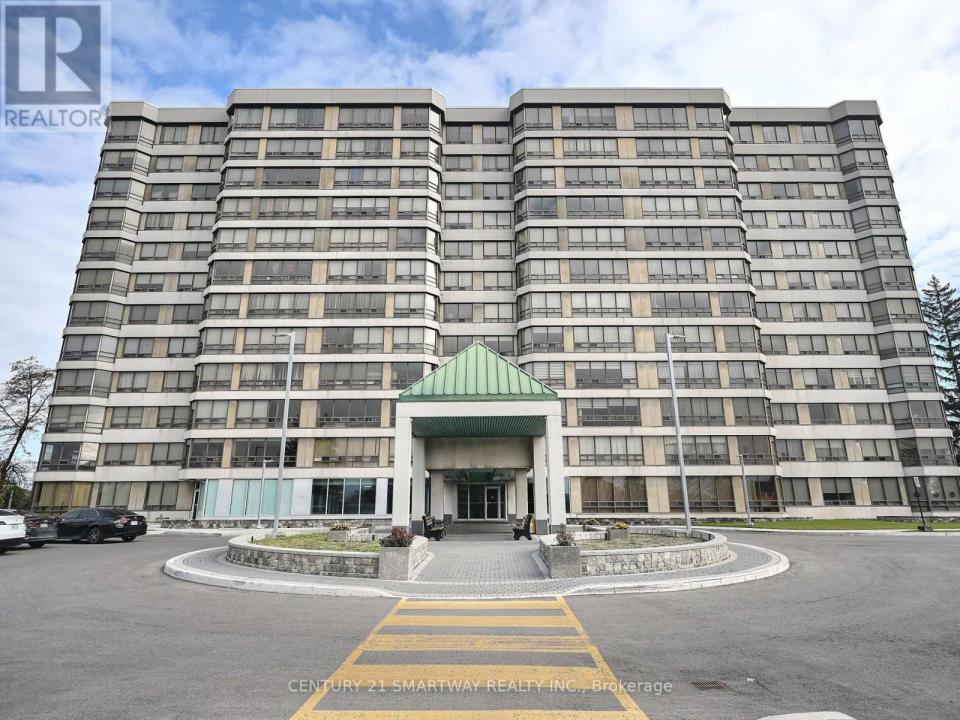 320 MILL STREET SOUTH, Brampton (brampton South), Ontario L6Y 3V2, Canada