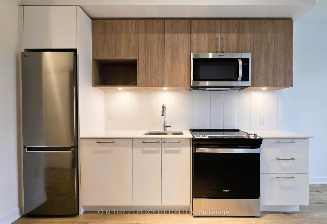 500 PLAINS ROAD E, Burlington, Ontario L7T 0C8, Canadá