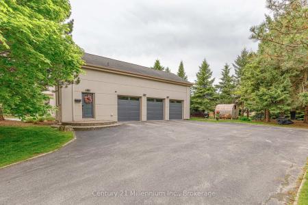 160 GRAND CYPRESS LANE, Blue Mountains, Ontario L9Y 0K8, Canada