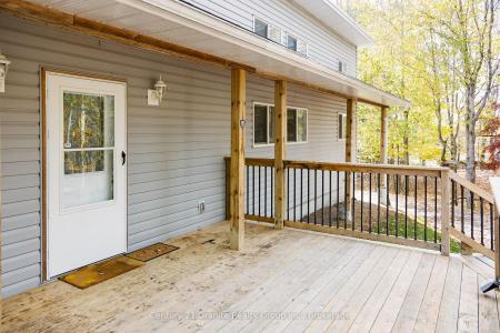 51 FARMCREST AVENUE, Dysart Et Al, Ontario K0M 1S0, Canadá