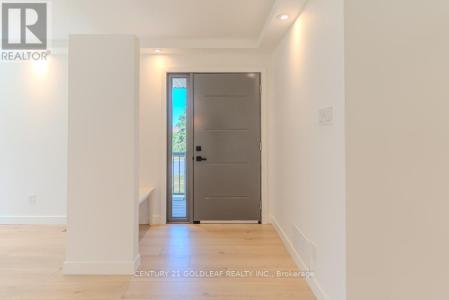 29 CROWNHILL STREET, Ottawa, Ontario K1J 7K3, Canada