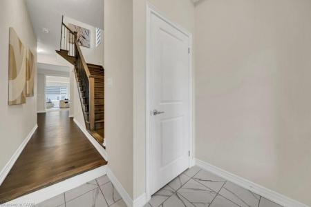 285 BROADACRE DRIVE, Kitchener, 온타리오주 N2R 0S6, 캐나다