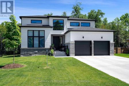 107 TEKIAH ROAD, Blue Mountains, Ontario N0H 1J0, Canada