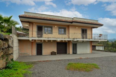 Via Ariazza Passagliastro, Mascali, Sicilia 95016, Italy