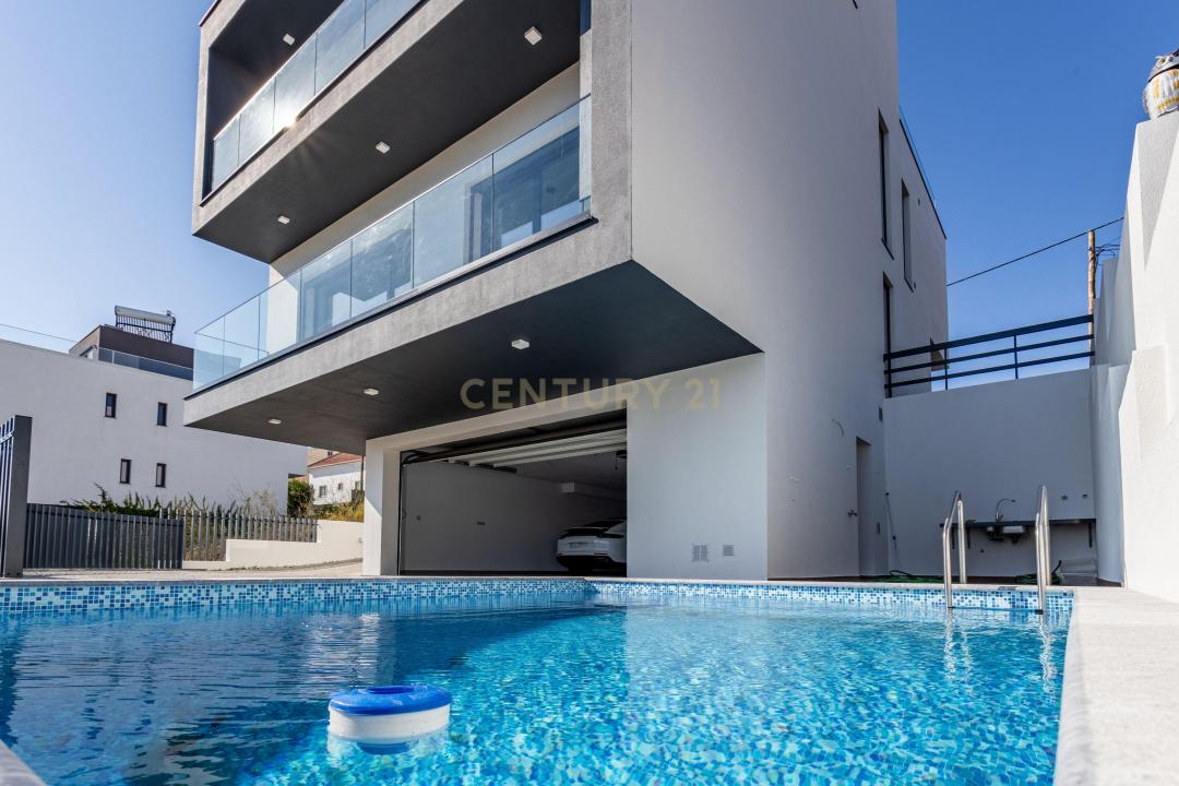 Odivelas, Lisbon 2620-240, Portugal