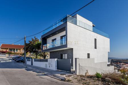 Odivelas, Lisbon 2620-240, Portugal