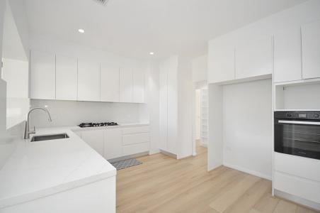 12 Arnett Street, Pendle Hill, NSW 2145, オーストラリア