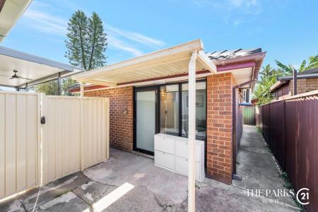 26a Barker Street, Bossley Park, NSW 2176, Australia