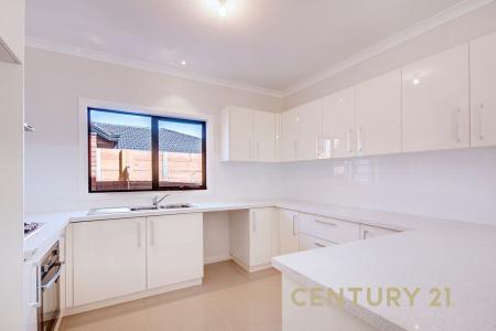 14B Purdy Avenue, Dandenong, VIC 3175, Australia