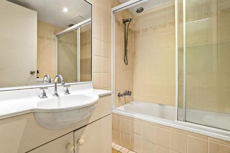 2/9-19 Nickson Street, Surry Hills, NSW 2010, Australia