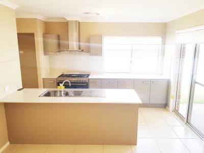 206 Village Cir, Gregory Hills, NSW 2557, Australien