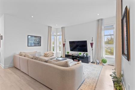 509  Rue Frédéric-Back, Sainte-Anne-de-Bellevue, Quebec H9X 0B6, Canada