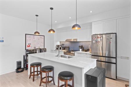 509  Rue Frédéric-Back, Sainte-Anne-de-Bellevue, Quebec H9X 0B6, Canada