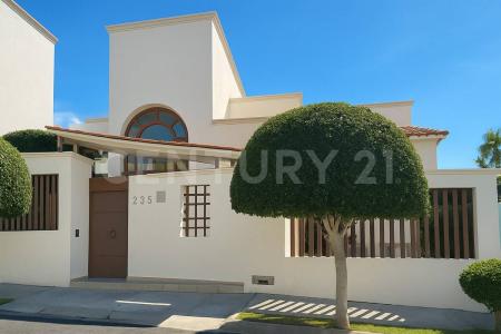 Carrillo 235,, Querétaro, Querétaro 76226, Mexico