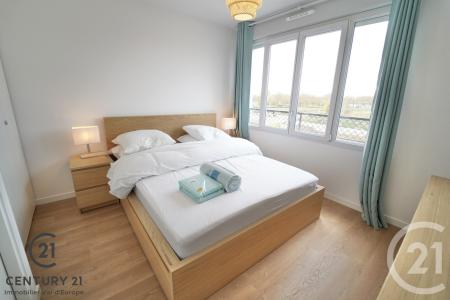 Serris, Isla De Francia 77700, Francia