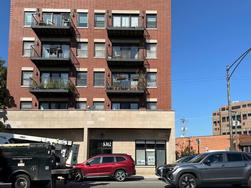 5362 W Lawrence Avenue #CE, Chicago, 일리노이 60630, 미국