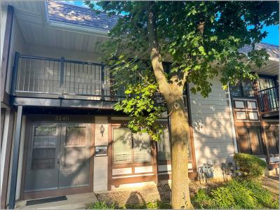 5540 Pebblebeach Drive, Hanover Park, Illinois 60133, USA