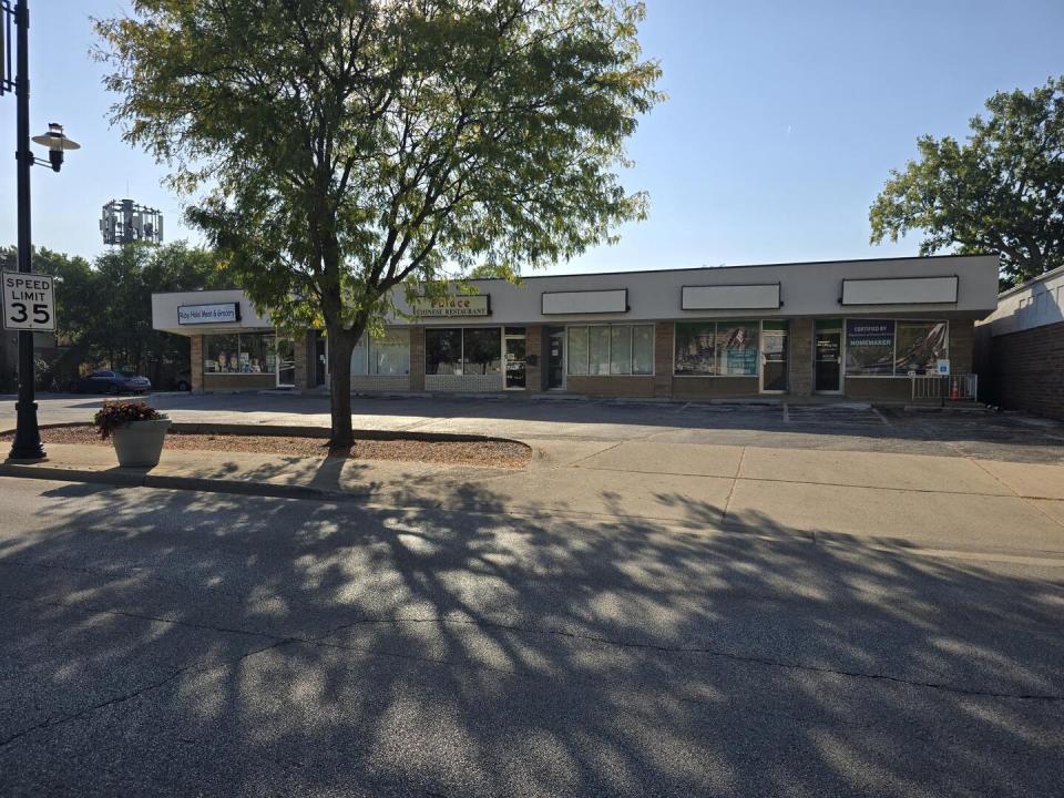 9232 Waukegan Road, Morton Grove, אילינוי 60053, ארצות הברית של אמריקה 