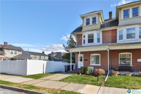 1214 Russell Avenue, Fountain Hill, Pennsylvania 18015, USA