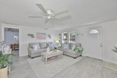 6580 Channelside Terr, Pinellas Park, Florida 33781, Estados Unidos