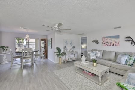6580 Channelside Terr, Pinellas Park, Florida 33781, Estados Unidos