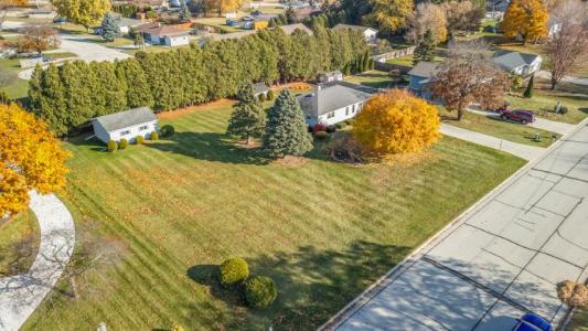 804 Armstrong, Howards Grove, Village Of, Висконсин 53083, Соединенные Штаты