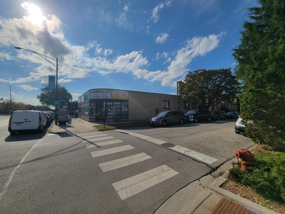 6124 N Milwaukee Avenue , 1, Chicago, Illinois 60646, HOA KỲ