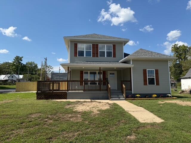 703 N Maple Avenue, Mountain Grove, מיזורי 65711, ארצות הברית של אמריקה