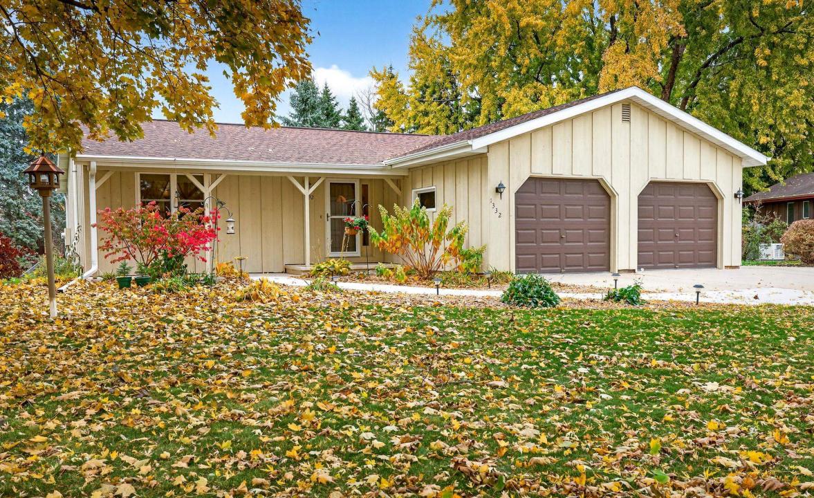 1332 Liberty Court, Neenah, Wisconsin 54956, HOA KỲ