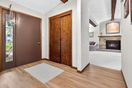 1332 Liberty Court, Neenah, Wisconsin 54956, HOA KỲ