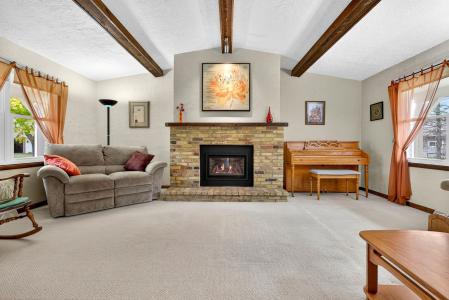 1332 Liberty Court, Neenah, Wisconsin 54956, HOA KỲ