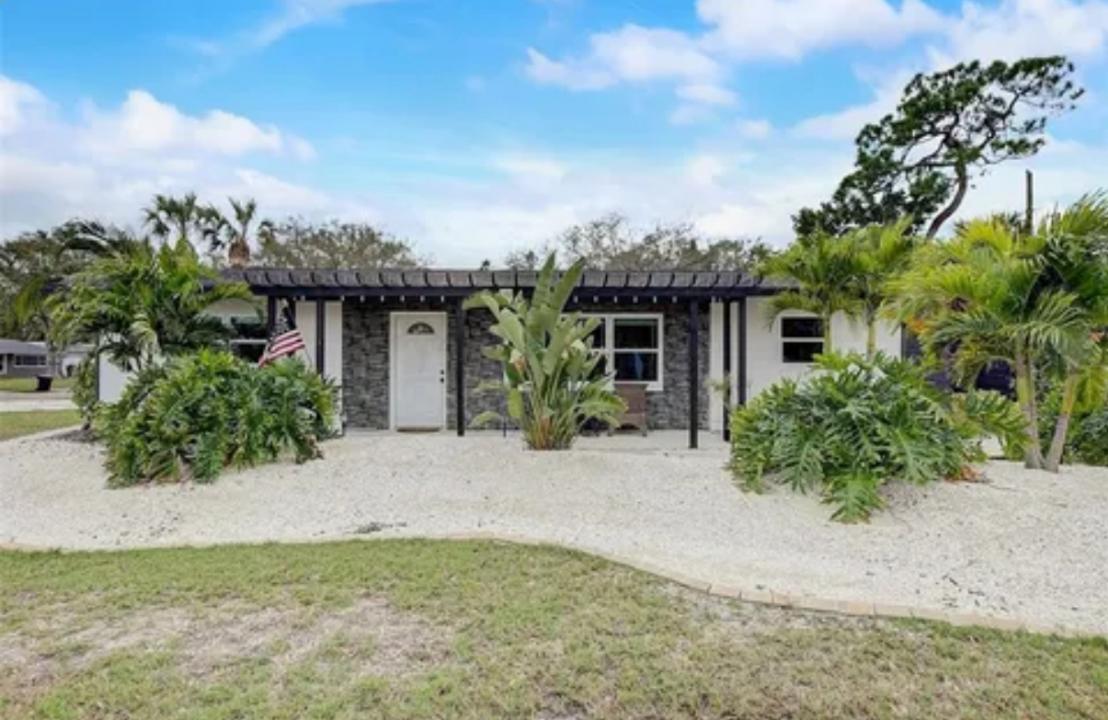 1558 Delaware Ave. NE, St. Petersburg, Floryda 33703, USA