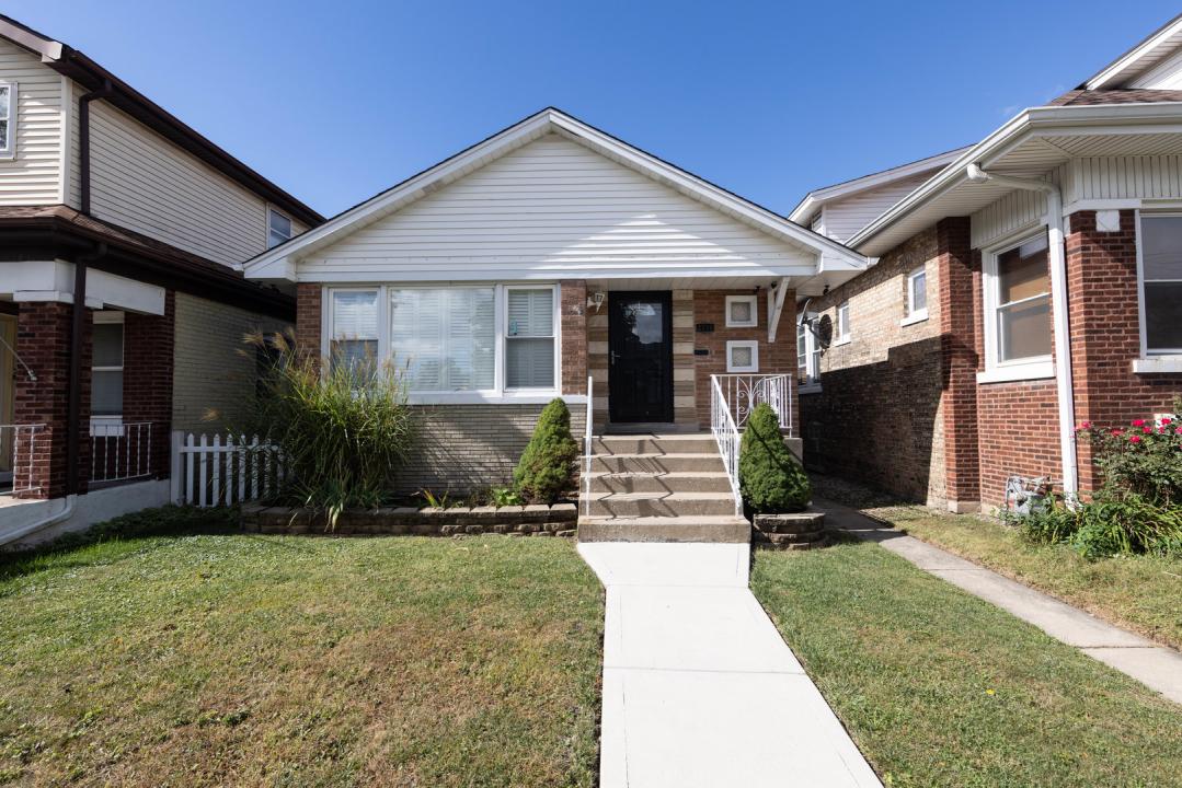 2718 East Avenue, Berwyn, Illinois 60402, Stati Uniti