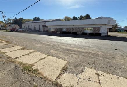 209 Center Street, Conneautville, Pennsylvania 16406