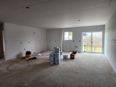 901 Surrey Ave, Surrey, North Dakota 58785