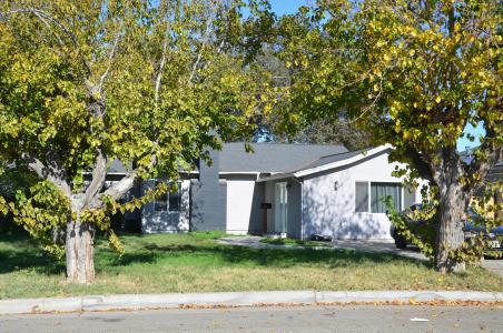 648 B Street, Lemoore, קליפורניה 93245, ארצות הברית של אמריקה 