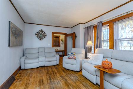 127 2nd St., Tomahawk, Wisconsin 54487, USA