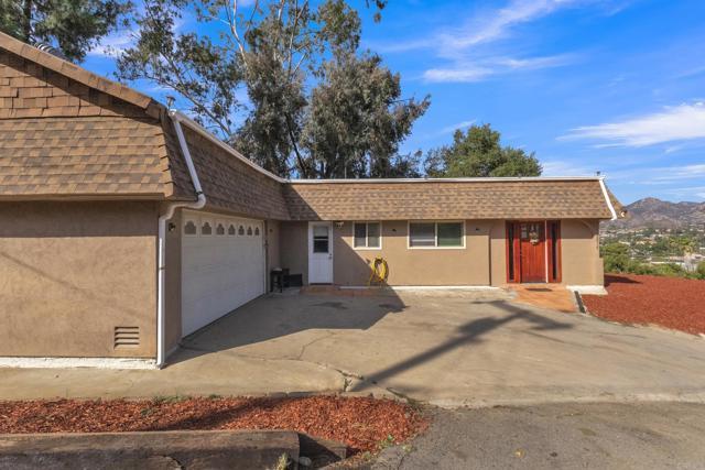 9518 Cypress St, Lakeside, California 92040