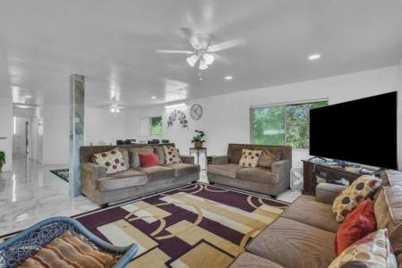 9518 Cypress St, Lakeside, California 92040