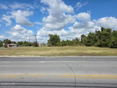 118 N Berthe, Panama City, 佛罗里达州 32404, 美国