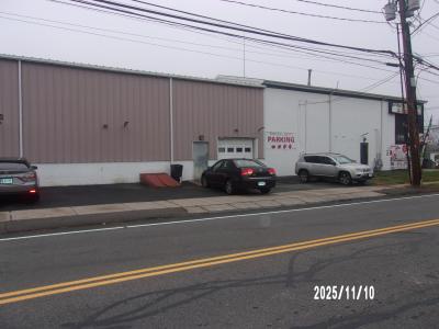 711 East Main Street, Meriden, Connecticut 06450, USA