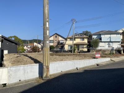 千草庚133-11, 兵庫県洲本市千草庚133-11, 洲本市, Хёго 656-0031, Япония